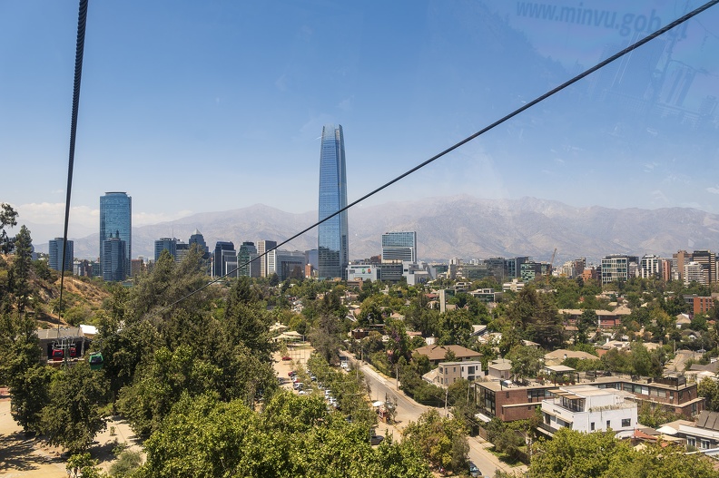 2024_02_Santiago de Chile_San Cristóbal Hill_Cable Car_Bild01_web.jpg