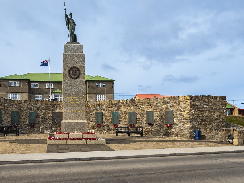 2024 02 Falkland Stanley Liberation Monument Bild63 web