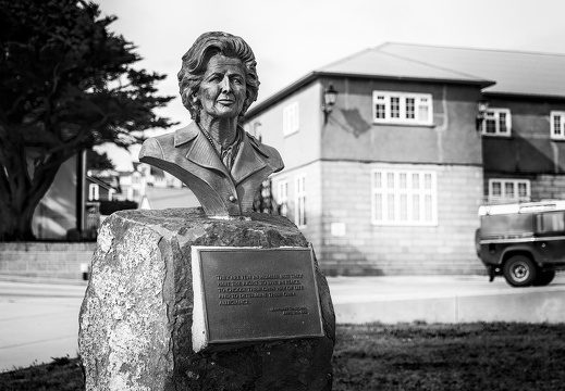 2024 02 Falkland Stanley Margaret Thatcher Memorial Bust Bild62 web