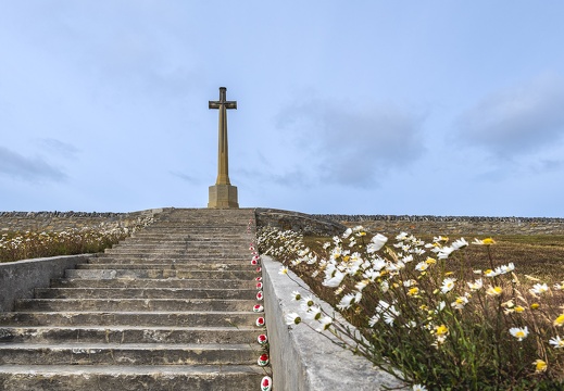 2024 02 Falkland Stanley Cross of Sacrifice Bild87 web
